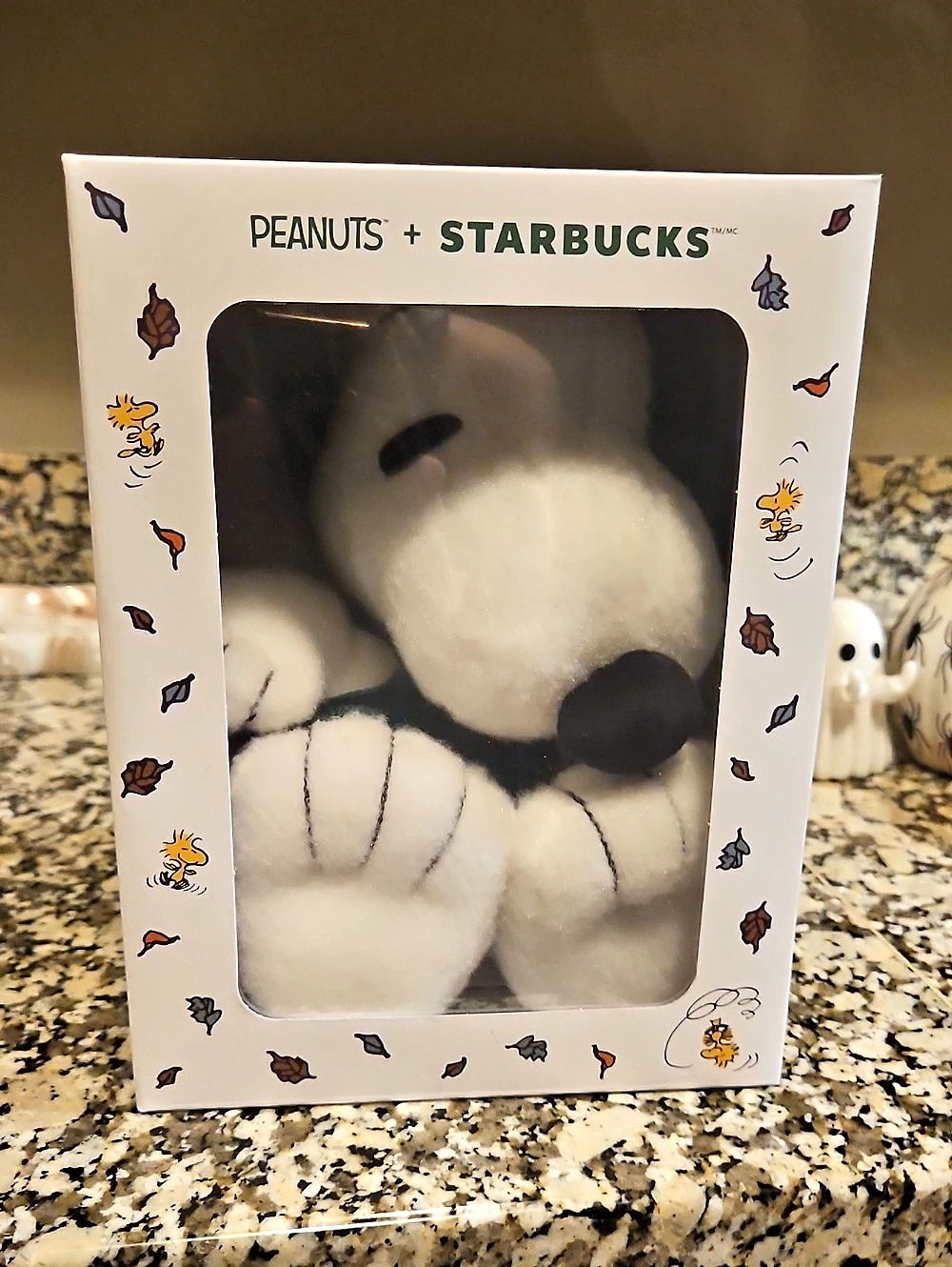 Starbucks Peanuts + Starbucks Snoopy plush White & Green